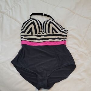 Torrid Black and White Swimsuit with Pink Detail SZ 0X